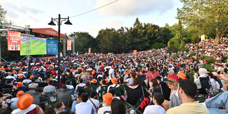 Avusturya-Türkiye maçı 2 Temmuz’da Etiler Sanatçılar Parkı’nda 